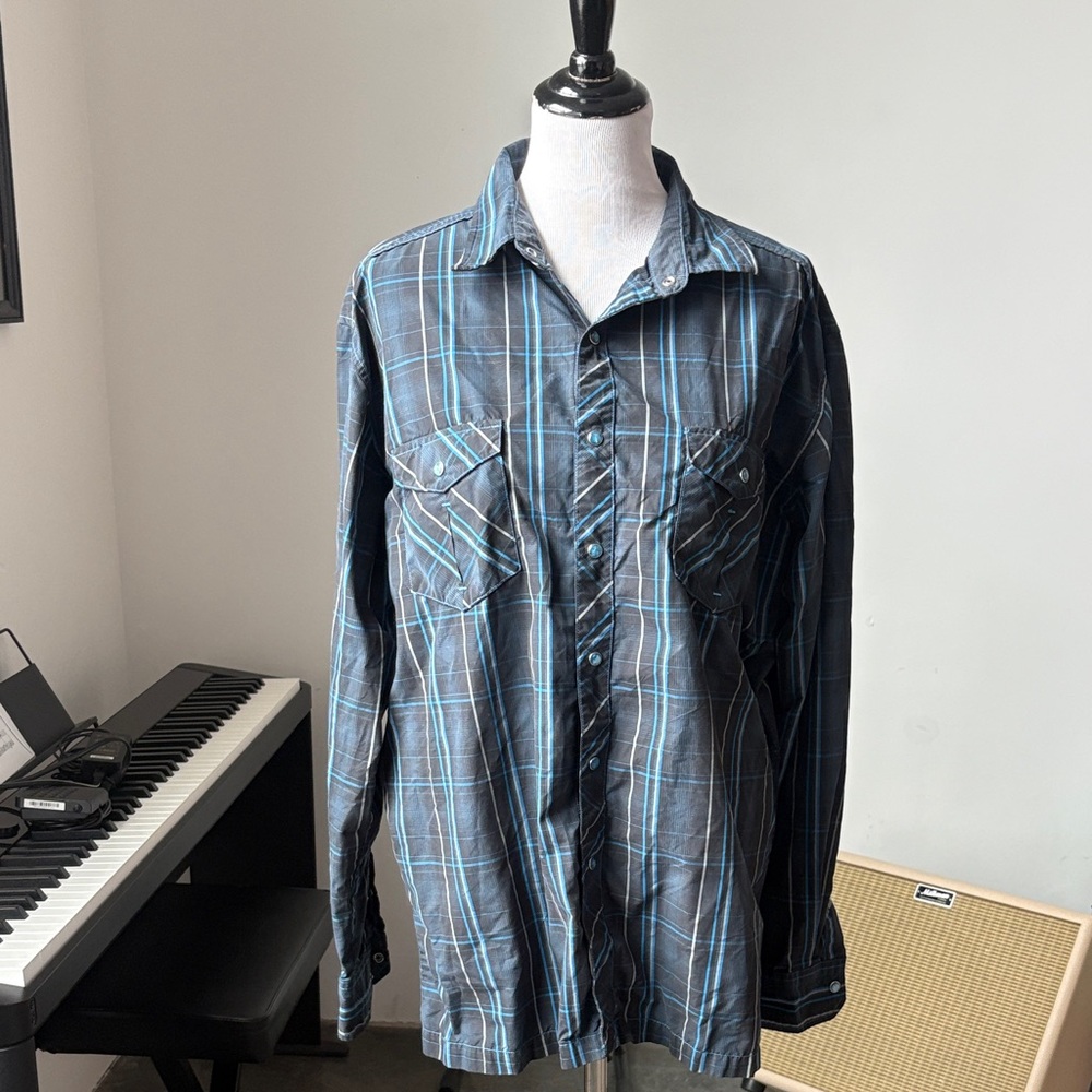 KUHL Men's Plaid Button-Down Shirt in Black and Teal